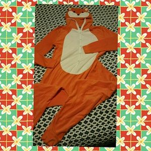 SOFT CUTE FOX ONESIE LIKE NEW! EUC